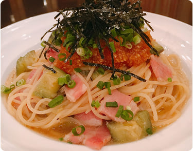 2種類のランチ¥1,000メニューは週替わり